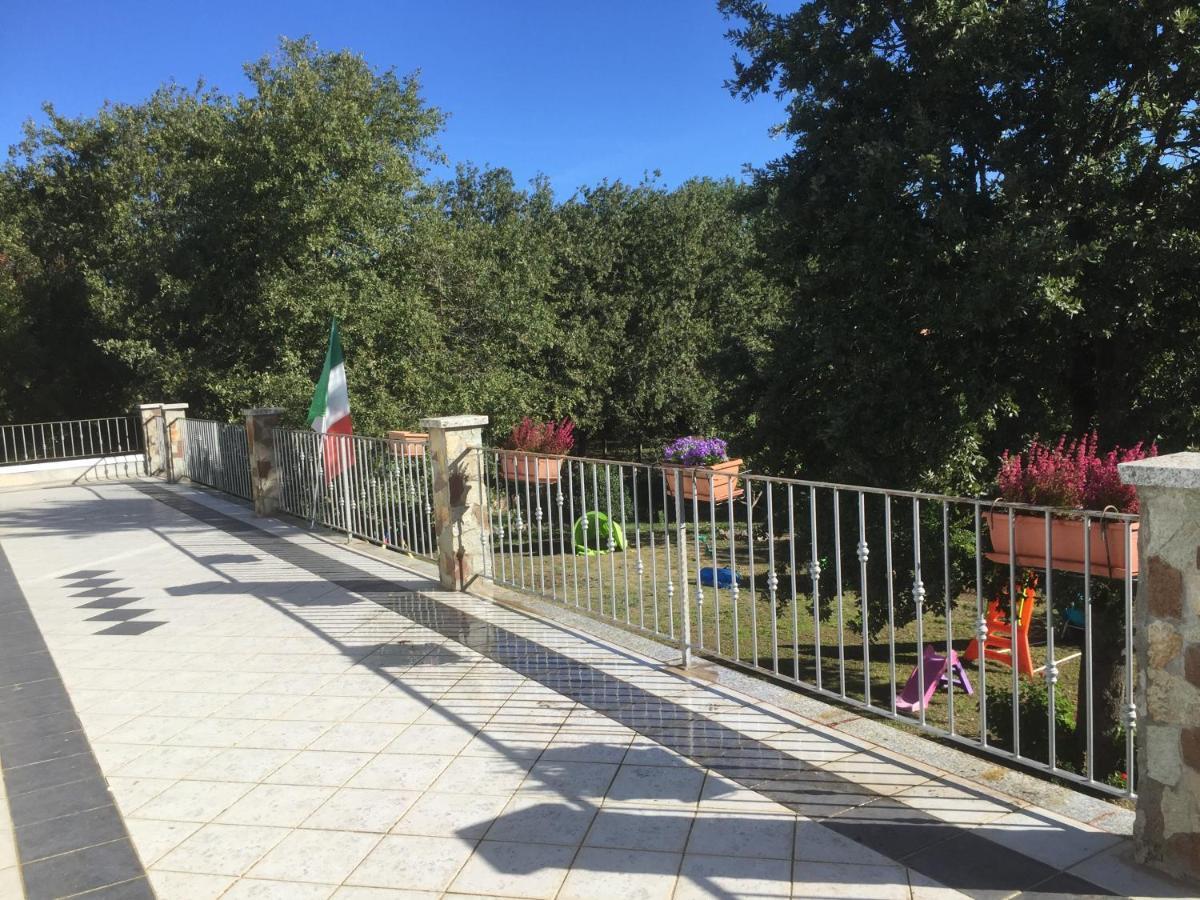 Agriturismo Pranu Sorgono ภายนอก รูปภาพ